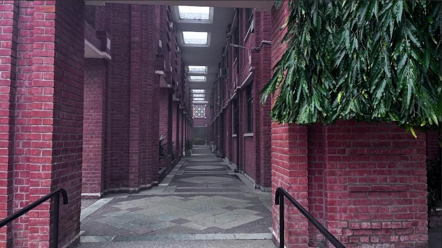 IIM Lucknow Campus photo 8